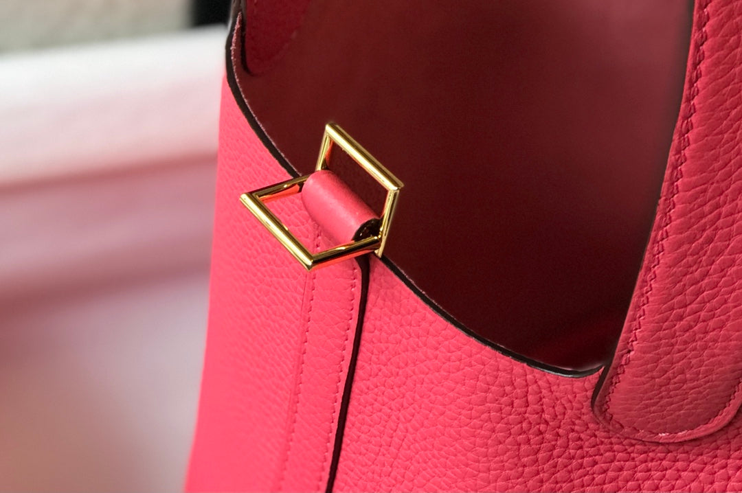 Bucket Bag Lipstick Pink
