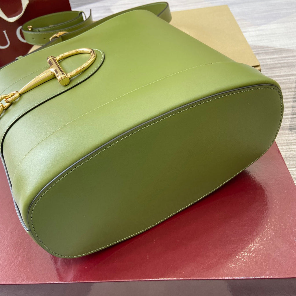 Bucket Bag Green Leather