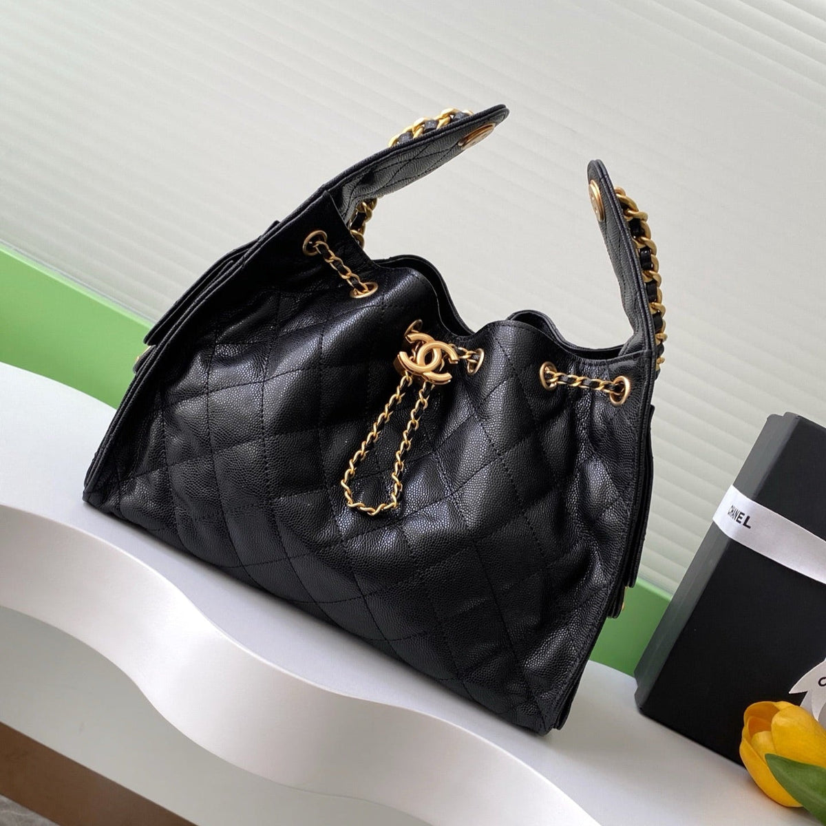 25 Shoulder Bag – 30cm